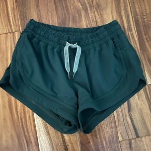 Lululemon shorts forest green
